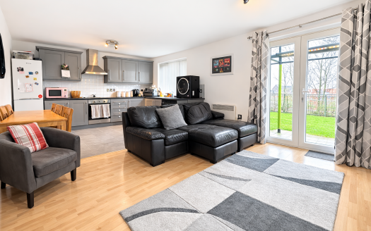 The Quays, L40