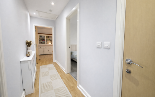 Delph Drive, L40