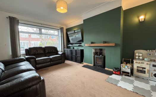 Weaver Avenue, L40