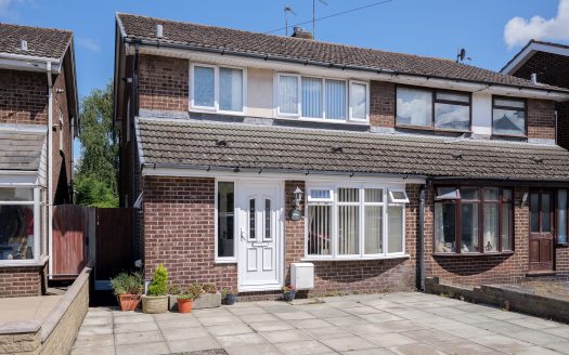 Colburne Close, L40