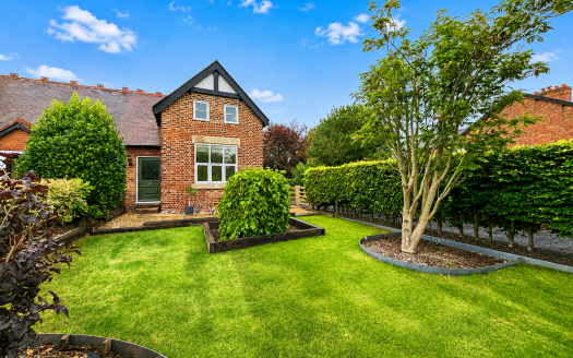 Hall Road, L40