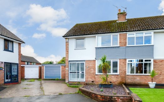 Maple Avenue, Burscough L40